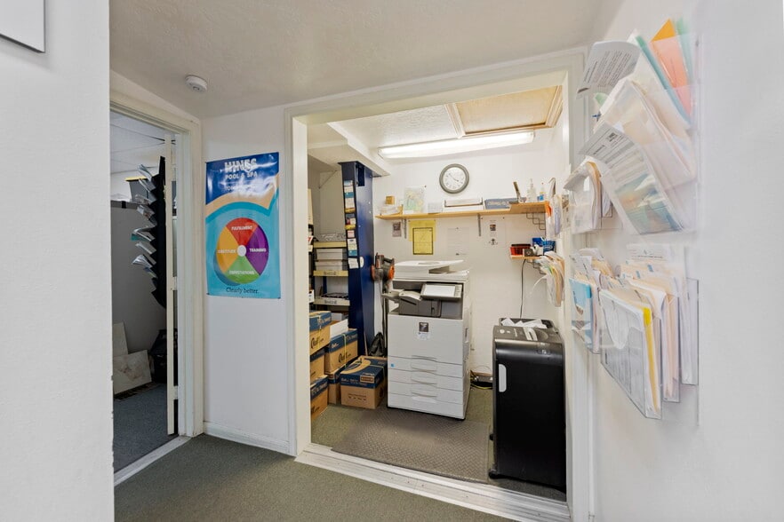 More Photos Of 900 McPhaul, Austin Warehouse For Sale