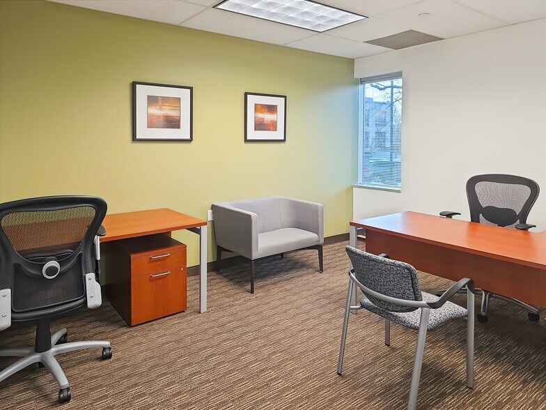 More Photos Of 601 Brickell Key Dr, Miami Coworking Space