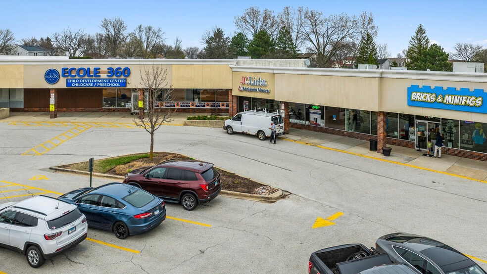 More Photos Of 1023-1127 S Roselle Rd, Schaumburg Freestanding For Sale