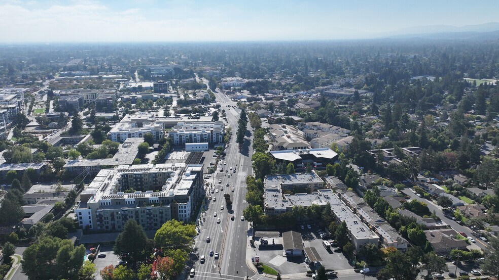More Photos Of 4350 El Camino Real, Los Altos Service Station For Sale