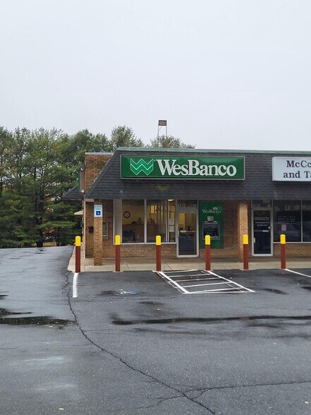 Primary Photo Of 11801 Fingerboard Rd, Monrovia General Retail For Lease