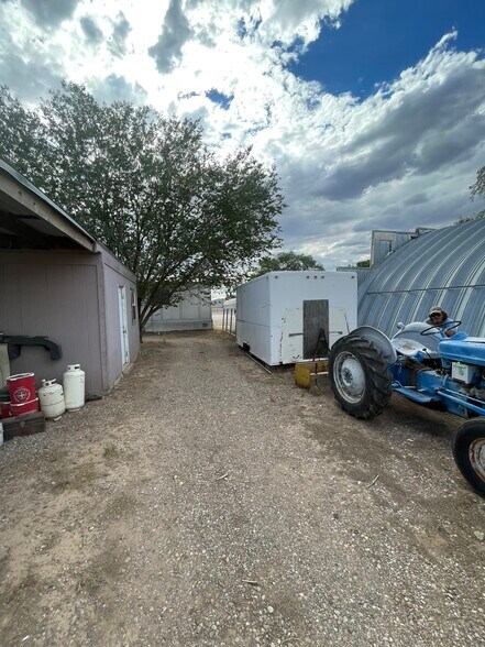 More Photos Of 4907 S Main St, Roswell Auto Dealership For Sale