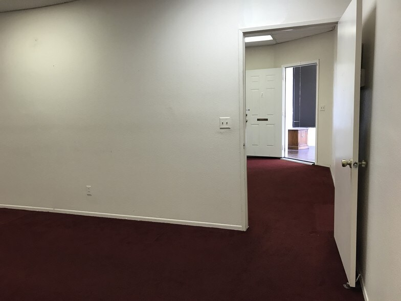 More Photos Of 23555 Golden Springs Dr, Diamond Bar Office For Sale