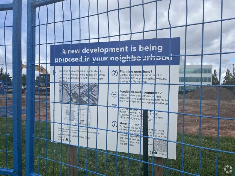 More Photos Of 2350 Bristol Cir, Oakville Warehouse For Lease