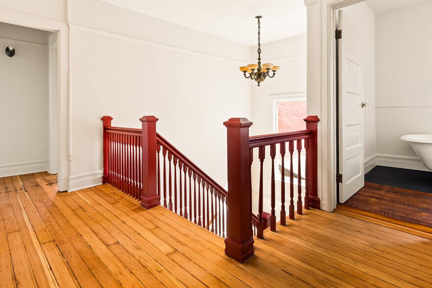 More Photos Of 4219 Figueroa Street, Los Angeles General Retail For Sale