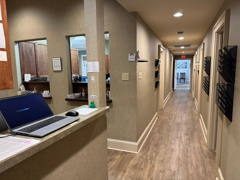 More Photos Of 1120 US-190, Covington Healthcare For Lease