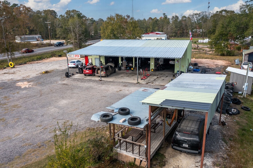 More Photos Of 22725 Lost Lake Dr, New Caney Light Distribution For Sale