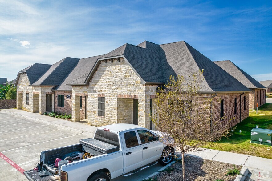 More Photos Of 4425 Plano Pky, Carrollton Medical For Lease