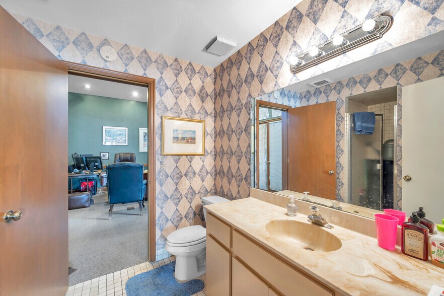 More Photos Of 8200 Seminole Blvd, Seminole Medical For Lease