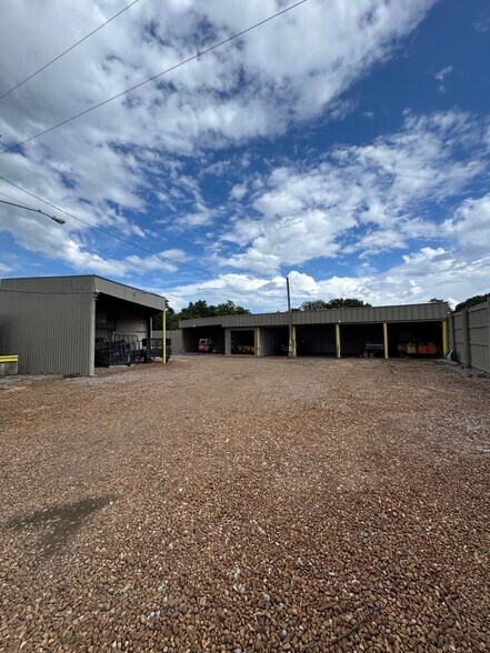 More Photos Of 2318 Antioch Pike, Antioch Office For Lease