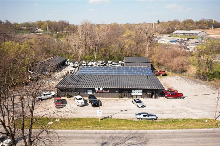 More Photos Of 3709 Pickett Rd, Saint Joseph Auto Repair For Sale