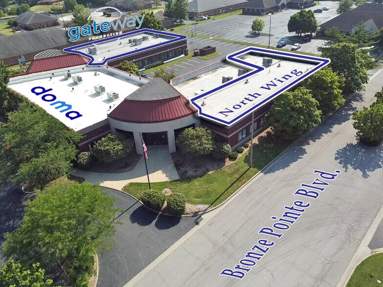 More Photos Of 1 Bronze Pointe Blvd, Swansea Loft Creative Space For Lease