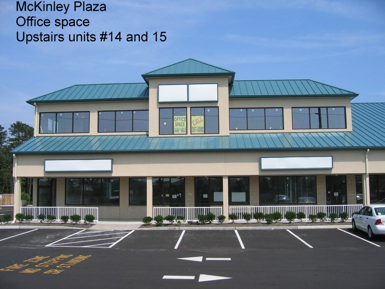 More Photos Of 100 McKinley Ave, Manahawkin General Retail For Lease