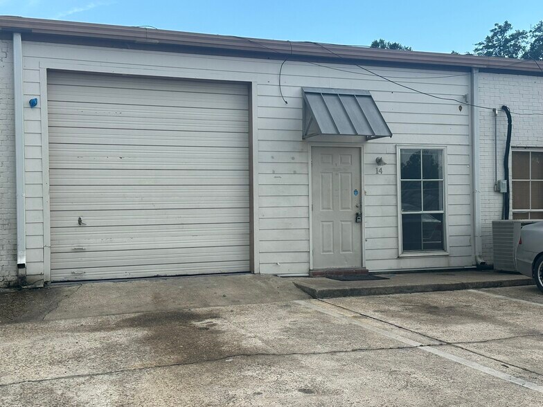 More Photos Of 11616 Industriplex Blvd, Baton Rouge Warehouse For Lease