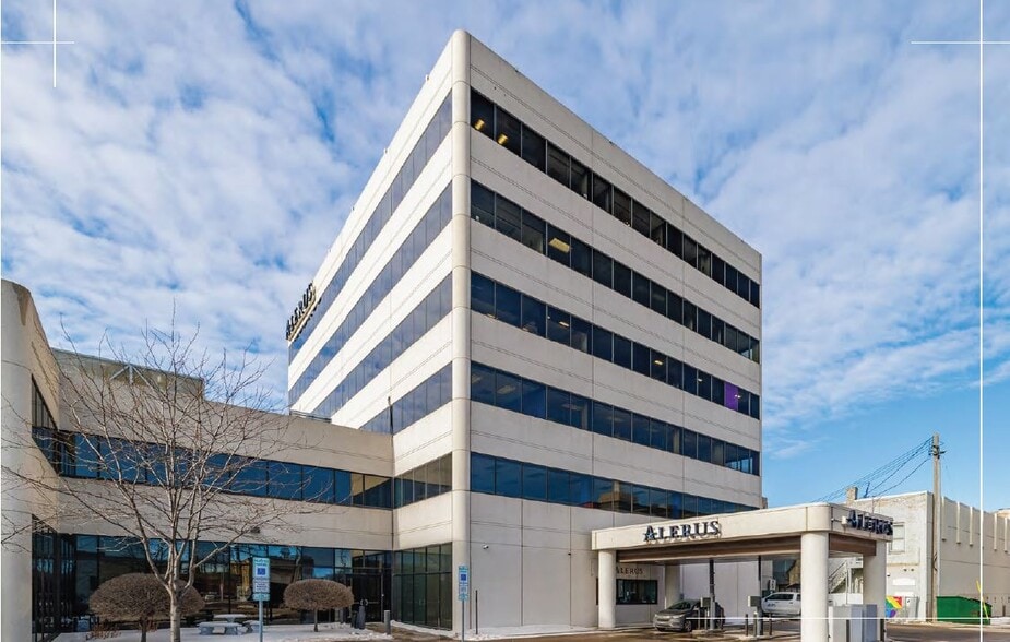 More Photos Of 51 Broadway N, Fargo Office For Sale