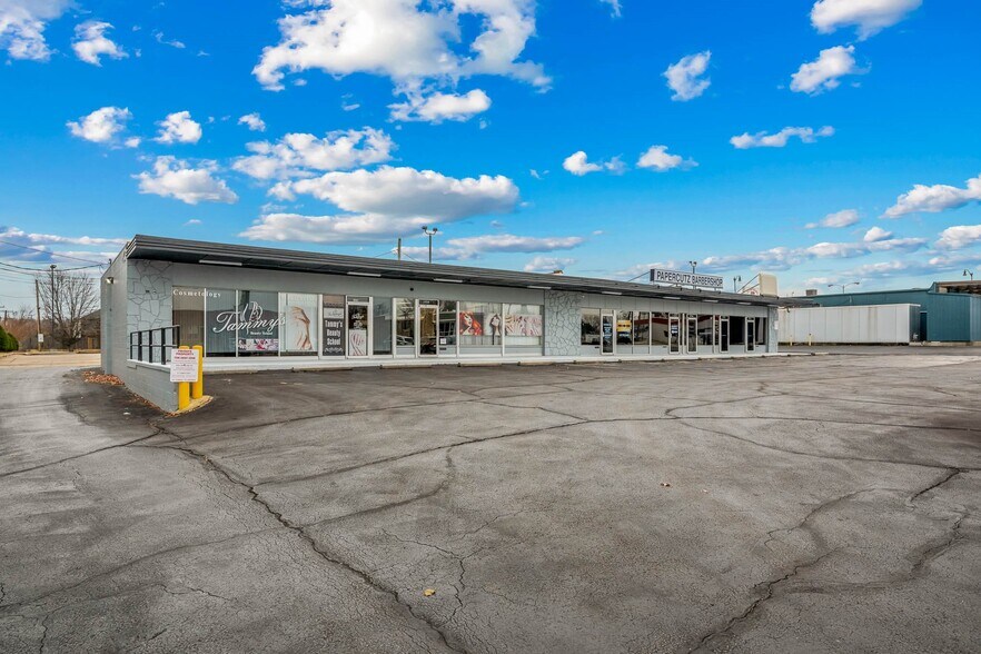 More Photos Of 1774 S Grant Ave, Springfield General Retail For Sale