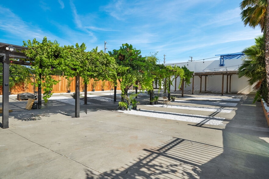 More Photos Of 7145 Watt Ave, North Highlands Freestanding For Sale