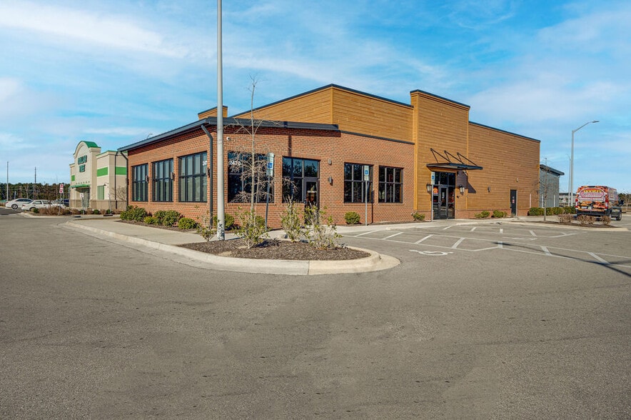 More Photos Of 2470 Gum Branch Rd, Jacksonville Restaurant For Sale