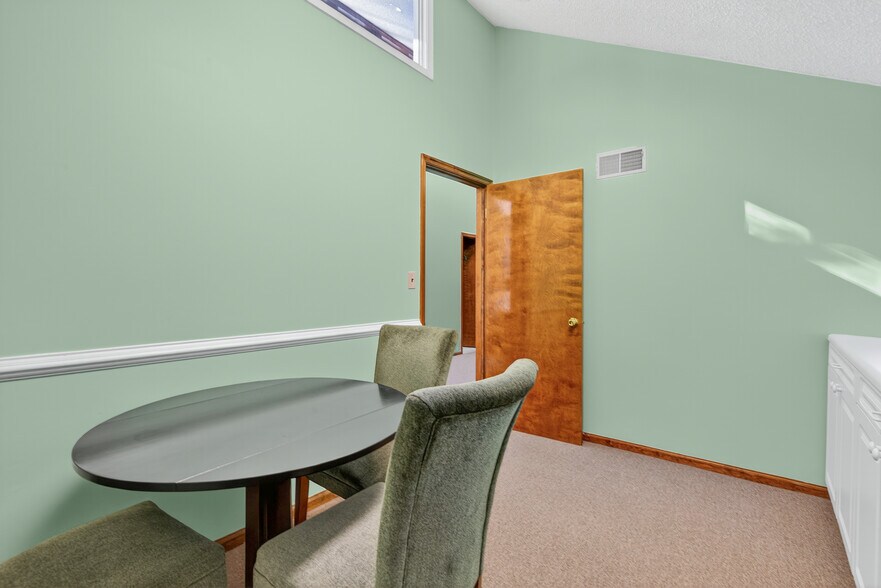 More Photos Of 5-10 Brunswick Woods Dr, East Brunswick Office For Sale