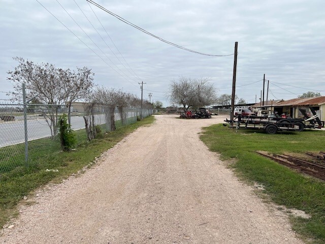 More Photos Of 1710 N Closner Blvd, Edinburg Land For Lease