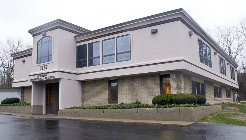 Primary Photo Of 1157 Fairport Rd, Fairport Medical For Lease