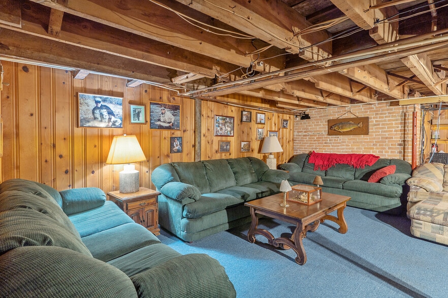 More Photos Of 1880 House Bed & Breakfast, Pulaski Hotel For Sale