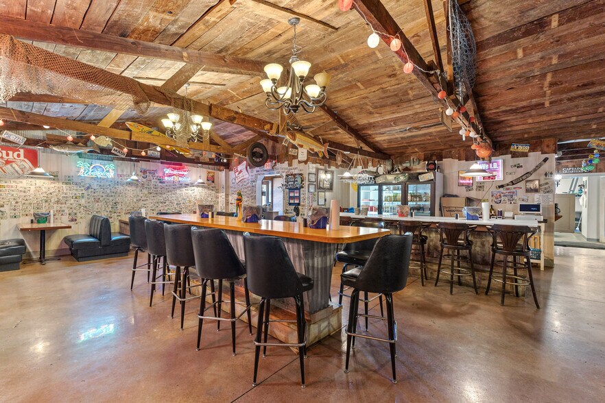 More Photos Of 1702 Highway 19 N, Thomaston Restaurant For Sale