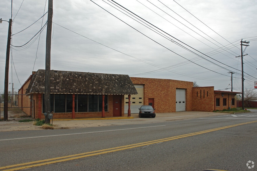 Primary Photo Of 1837-1847 NW 5th St, Oklahoma City Service For Lease
