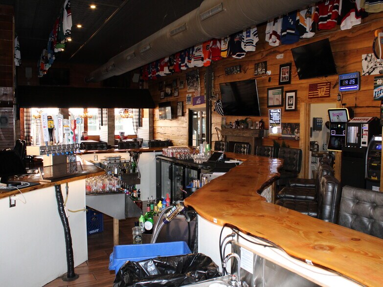 More Photos Of 88 S Main St, Fond Du Lac Storefront Retail Residential For Sale