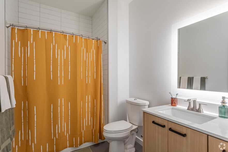 More Photos Of 337 SE 3rd St, Bentonville Apartments For Lease