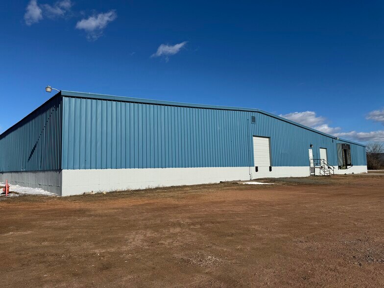 More Photos Of 1328 Curling Way, Wausau Manufacturing For Sale