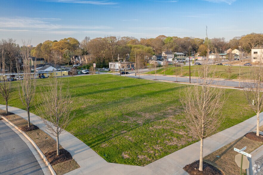 More Photos Of 352 University Ave SW, Atlanta Land For Lease