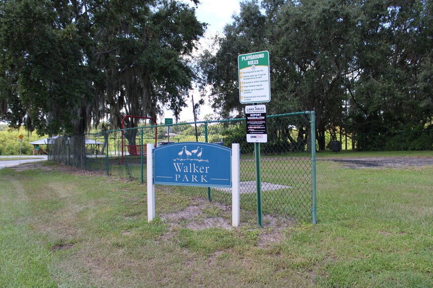 More Photos Of , Lake Wales Office For Sale