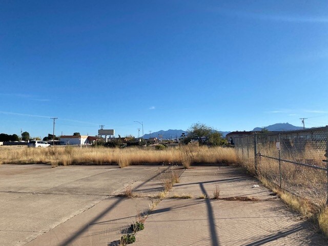 More Photos Of 217 N Huachuca Blvd, Huachuca City Service Station For Sale