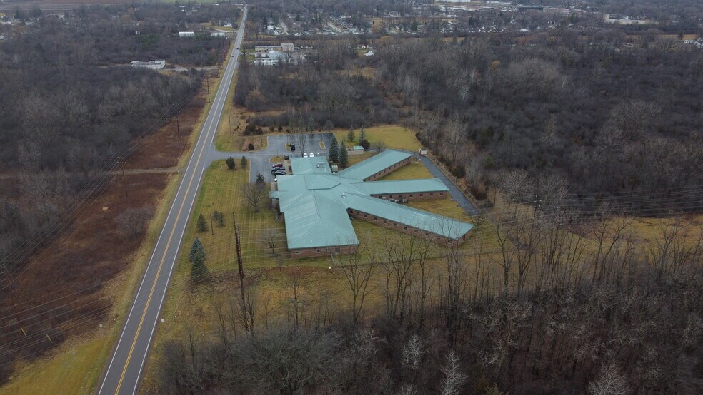 More Photos Of 1835 Treanor St, Saginaw Rehabilitation Center For Sale