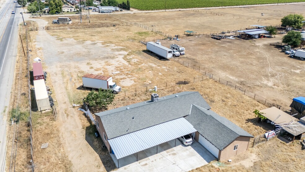 More Photos Of 5915 Weedpatch Hwy, Bakersfield Apartments For Sale