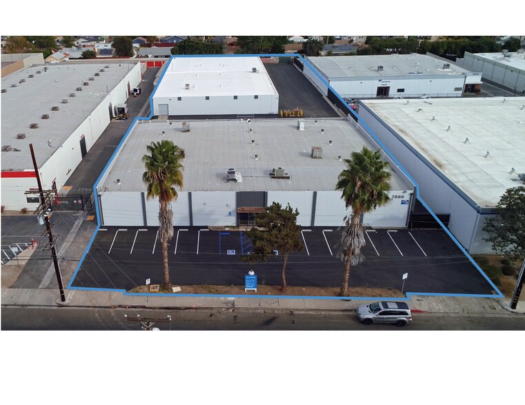 More Photos Of 7886 Deering Ave, Canoga Park Manufacturing For Sale