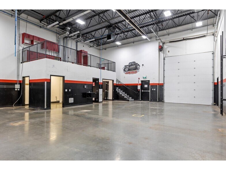 More Photos Of 45949 Rowat Av, Chilliwack Auto Repair For Sale