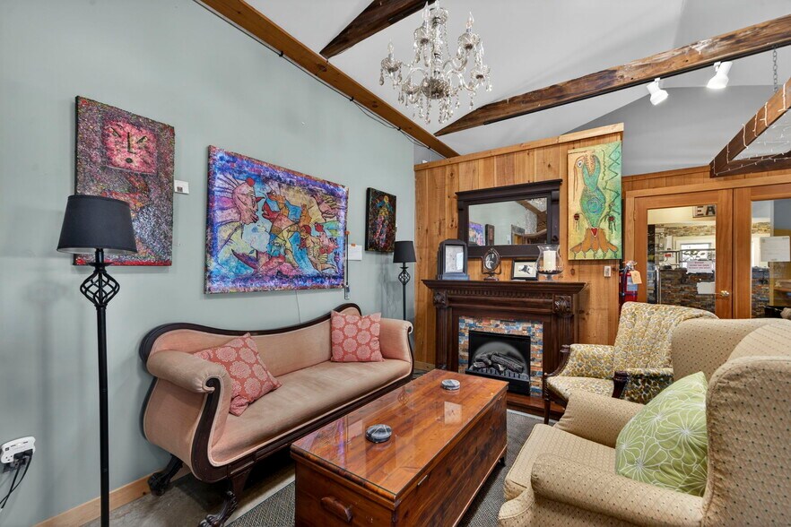 More Photos Of 16 Colls Farm Rd, Jaffrey Freestanding For Sale