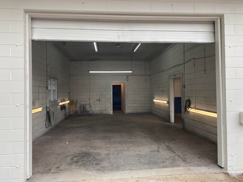 More Photos Of 190 Church Circle Ln, Bunnlevel Auto Salvage Facility For Sale