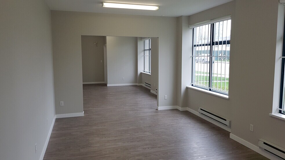 More Photos Of 5270 Imperial St, Burnaby Manufacturing For Sale