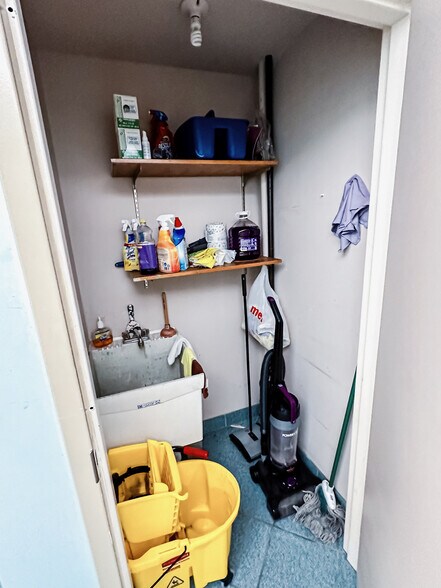 More Photos Of 4649 N Breton Ct SE, Grand Rapids Medical For Sale