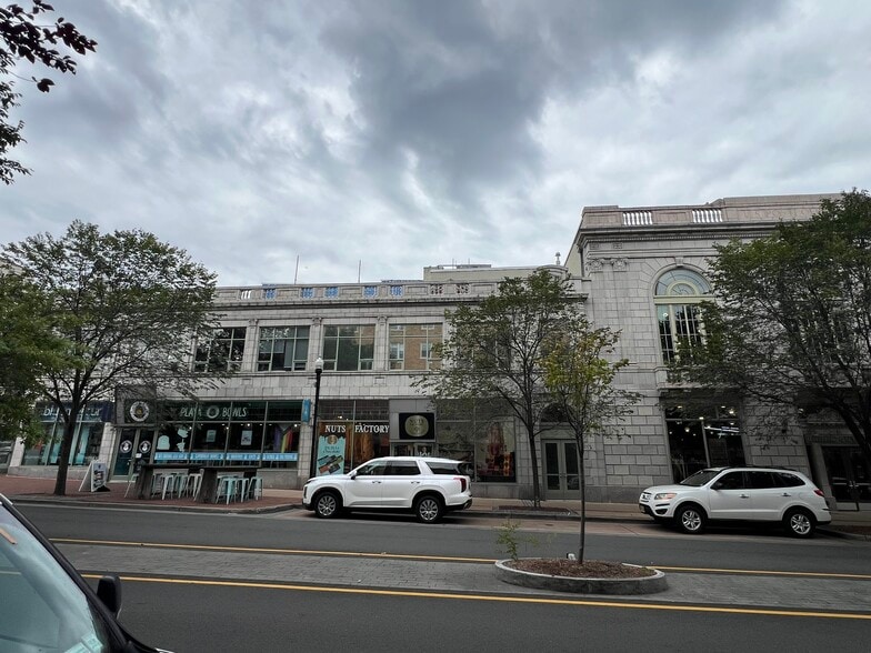 More Photos Of 2-30 South Park St, Montclair Storefront Retail Office For Lease