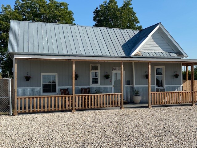 More Photos Of 576 County Road 196, Georgetown Warehouse For Lease