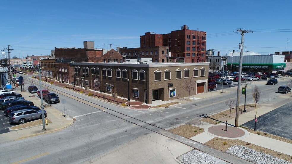 More Photos Of 114-116 S Buckeye St, Kokomo Office For Lease