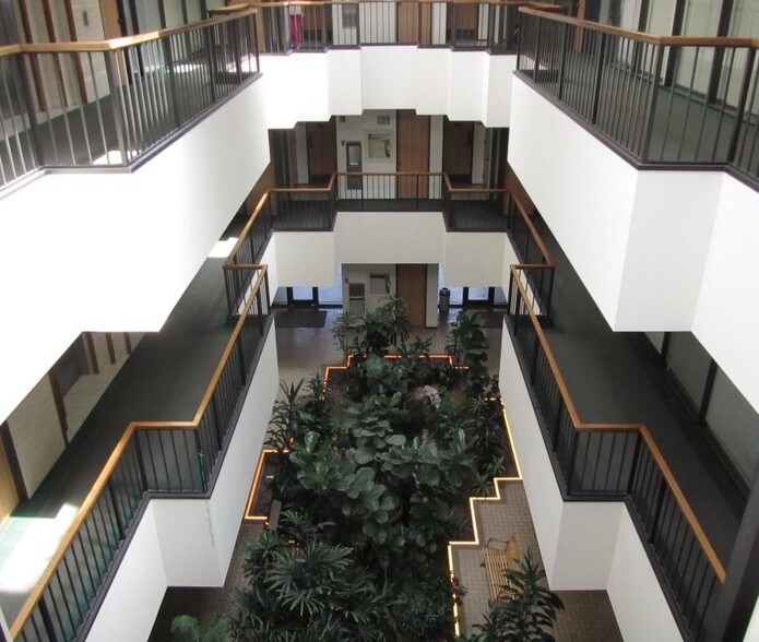 More Photos Of 6262 Weber Rd, Corpus Christi Office For Lease