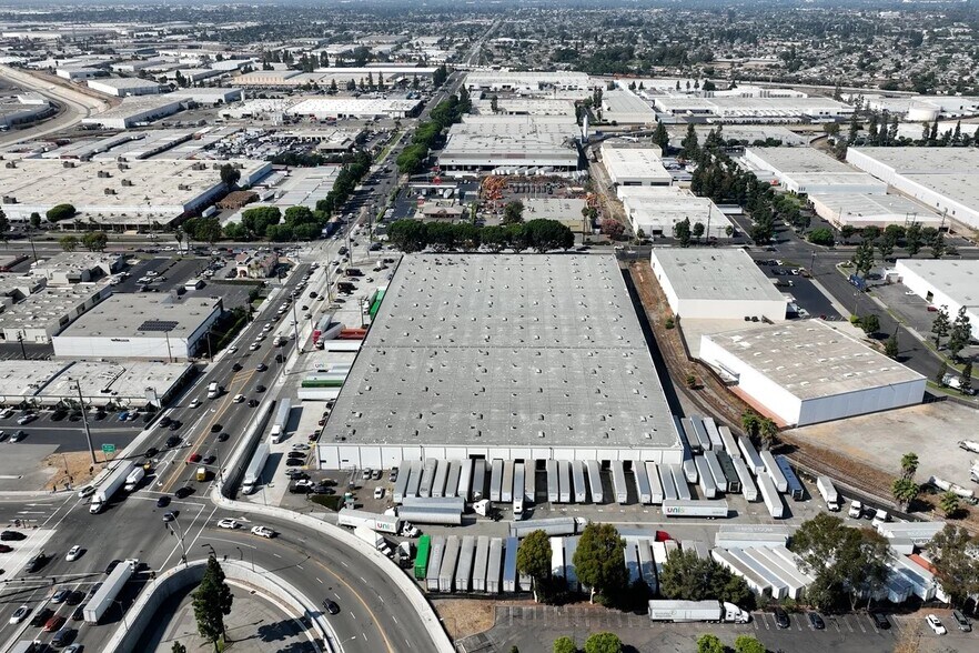 More Photos Of 15910-15912 Valley View Ave, La Mirada Warehouse For Lease