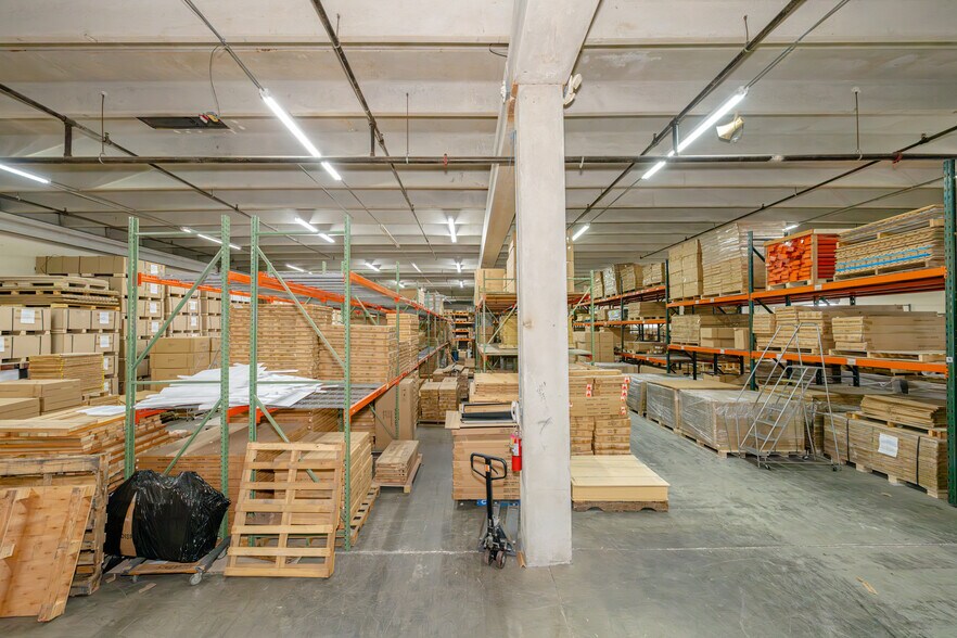 More Photos Of 4000 N 28th Ter, Hollywood Warehouse For Lease