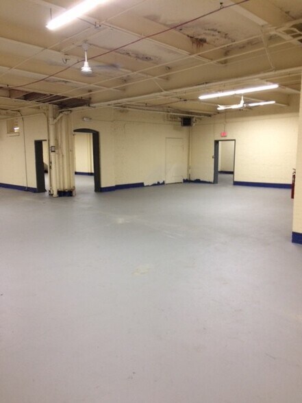 More Photos Of 300 Genesee St, Buffalo Industrial For Sale