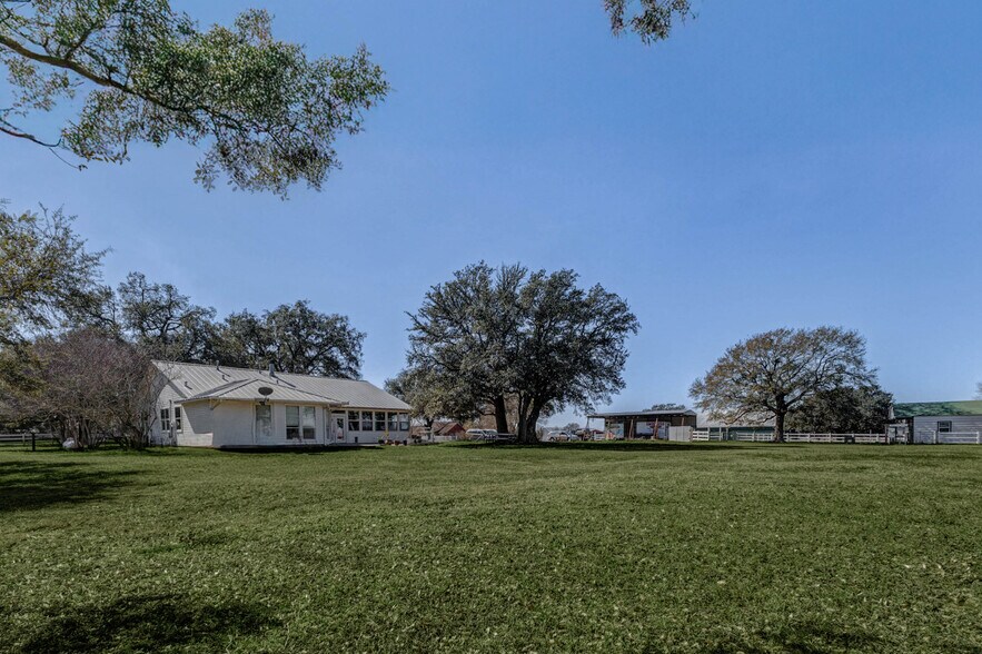 More Photos Of 38094 Joe Loggins Rd, Hempstead Specialty For Sale